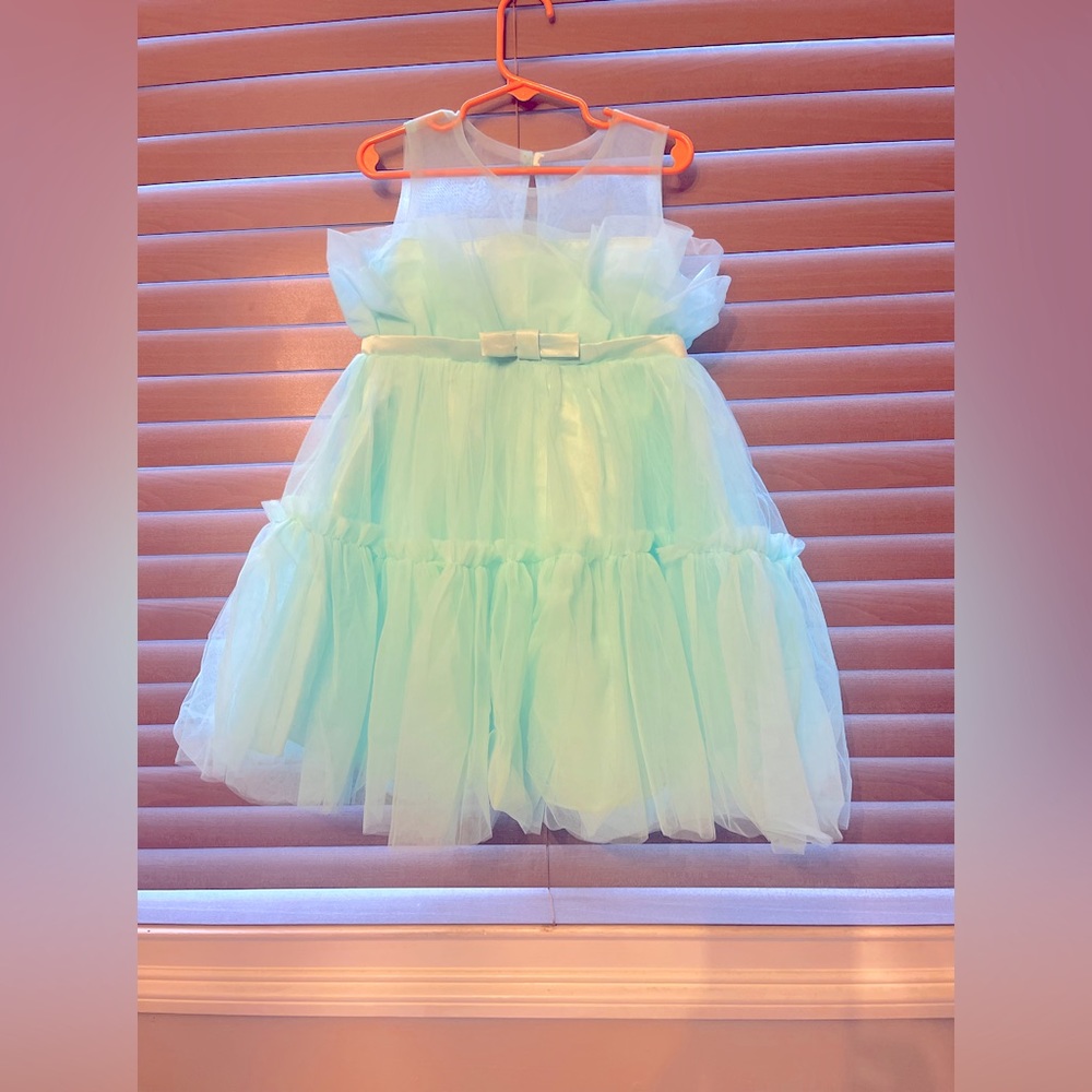 Toddler tulle dress. size 4t.
